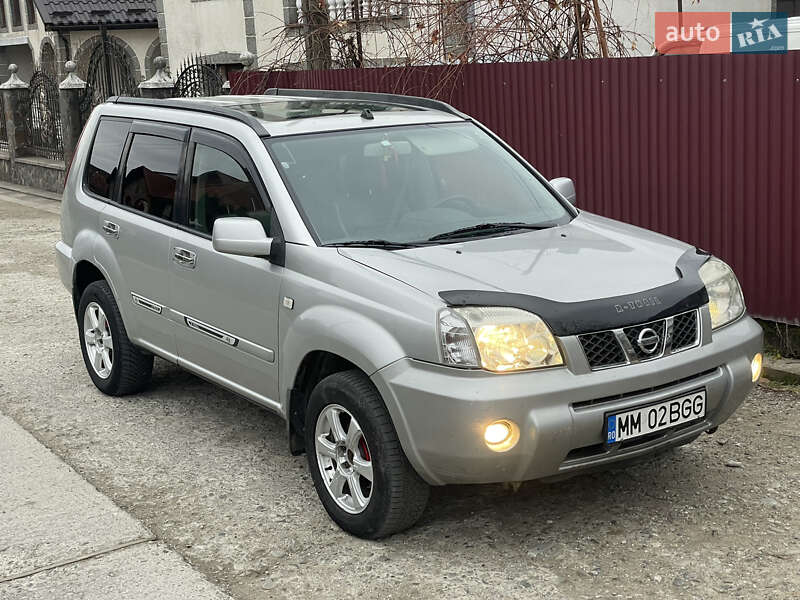 Позашляховик / Кросовер Nissan X-Trail 2005 в Тячеві