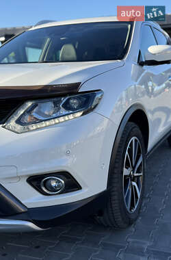 Внедорожник / Кроссовер Nissan X-Trail 2015 в Луцке