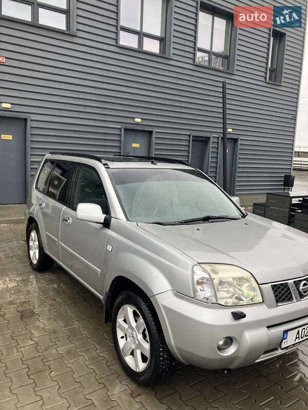 Внедорожник / Кроссовер Nissan X-Trail 2007 в Киеве