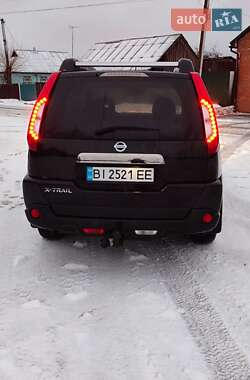 Внедорожник / Кроссовер Nissan X-Trail 2014 в Гадяче