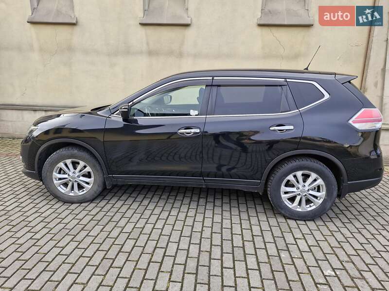 Позашляховик / Кросовер Nissan X-Trail 2016 в Івано-Франківську