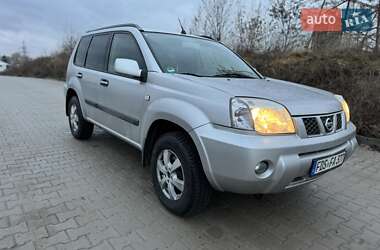 Позашляховик / Кросовер Nissan X-Trail 2005 в Львові