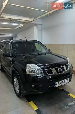 Внедорожник / Кроссовер Nissan X-Trail 2011 в Черновцах