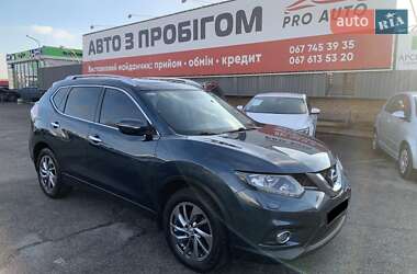 Позашляховик / Кросовер Nissan X-Trail 2015 в Запоріжжі