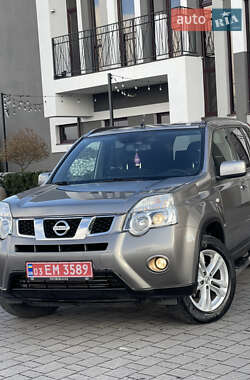 Позашляховик / Кросовер Nissan X-Trail 2012 в Стрию