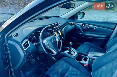 Внедорожник / Кроссовер Nissan X-Trail 2015 в 