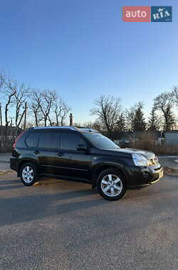 Позашляховик / Кросовер Nissan X-Trail 2007 в Умані