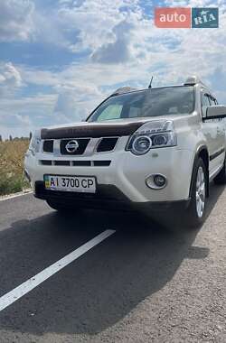 Позашляховик / Кросовер Nissan X-Trail 2014 в Києві