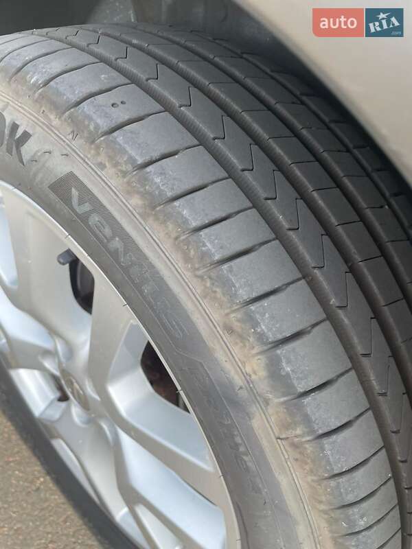 Позашляховик / Кросовер Nissan X-Trail 2014 в Києві