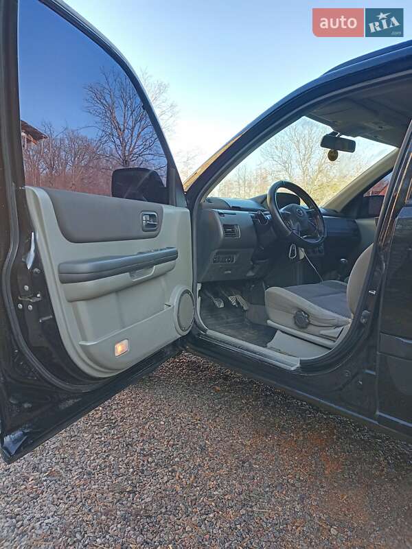 Внедорожник / Кроссовер Nissan X-Trail 2006 в Полтаве