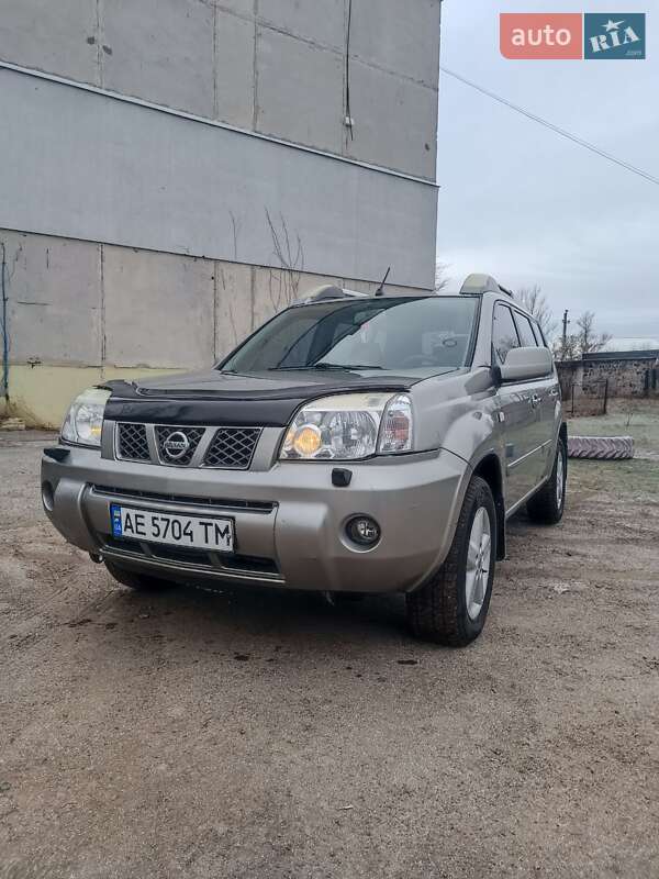 Внедорожник / Кроссовер Nissan X-Trail 2004 в Павлограде