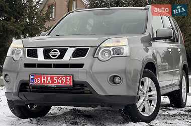 Позашляховик / Кросовер Nissan X-Trail 2012 в Радивиліві