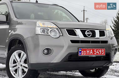 Позашляховик / Кросовер Nissan X-Trail 2012 в Радивиліві