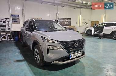 Внедорожник / Кроссовер Nissan X-Trail 2023 в 