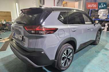 Внедорожник / Кроссовер Nissan X-Trail 2023 в 