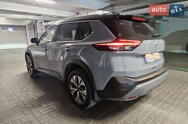 Внедорожник / Кроссовер Nissan X-Trail 2023 в 