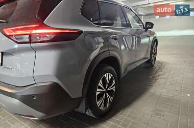 Внедорожник / Кроссовер Nissan X-Trail 2023 в 