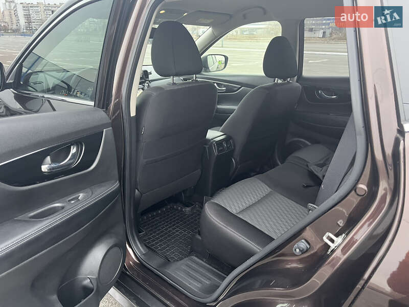 Внедорожник / Кроссовер Nissan X-Trail 2018 в Киеве фото 12 Внедорожник / Кроссовер Nissan X-Trail 2018 в Киеве