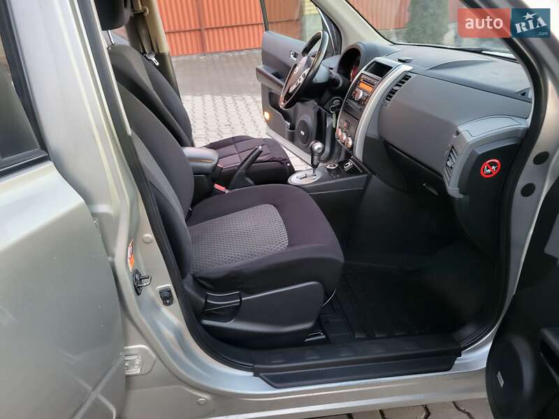 Позашляховик / Кросовер Nissan X-Trail 2008 в Хмельницькому