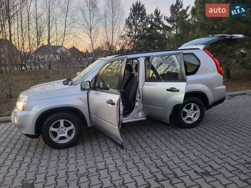 Позашляховик / Кросовер Nissan X-Trail 2008 в Хмельницькому