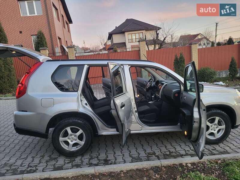 Позашляховик / Кросовер Nissan X-Trail 2008 в Хмельницькому