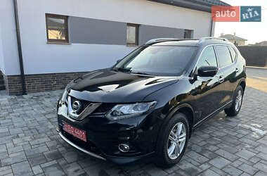 Внедорожник / Кроссовер Nissan X-Trail 2015 в Ровно