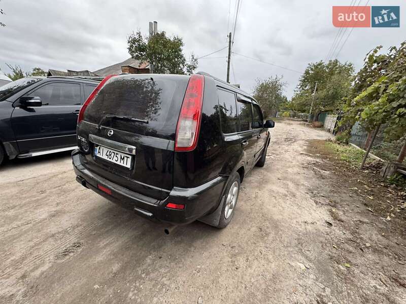 Внедорожник / Кроссовер Nissan X-Trail 2003 в Ромнах