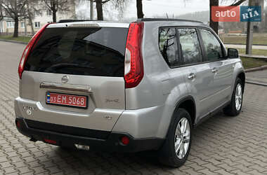 Позашляховик / Кросовер Nissan X-Trail 2011 в Звягелі