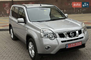 Позашляховик / Кросовер Nissan X-Trail 2011 в Звягелі