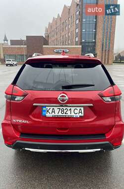 Позашляховик / Кросовер Nissan X-Trail 2017 в Києві