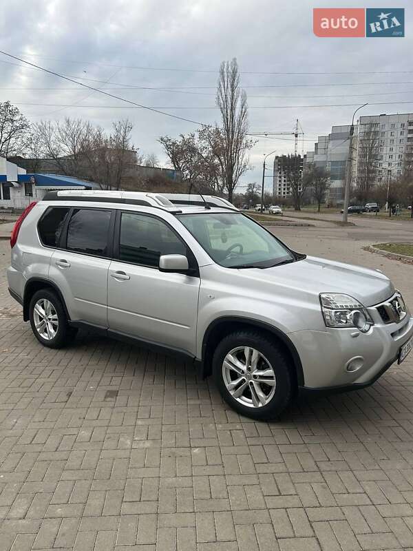 Позашляховик / Кросовер Nissan X-Trail 2013 в Черкасах