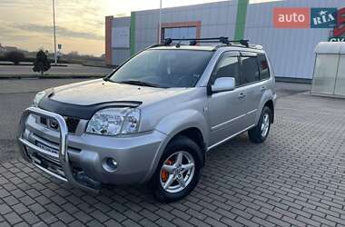 Позашляховик / Кросовер Nissan X-Trail 2004 в Виноградові