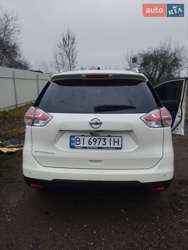 Внедорожник / Кроссовер Nissan X-Trail 2017 в Зенькове
