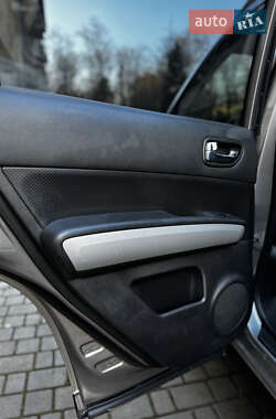 Внедорожник / Кроссовер Nissan X-Trail 2012 в 