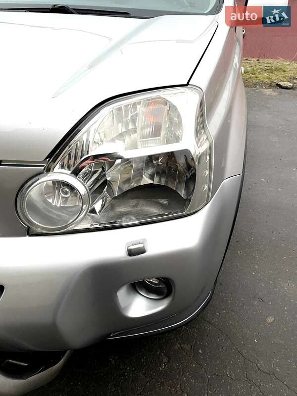 Позашляховик / Кросовер Nissan X-Trail 2009 в Хмельницькому