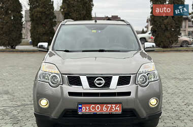 Позашляховик / Кросовер Nissan X-Trail 2011 в Дубні