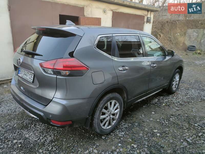 Позашляховик / Кросовер Nissan X-Trail 2017 в Хмельницькому