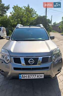 Внедорожник / Кроссовер Nissan X-Trail 2011 в Славянске