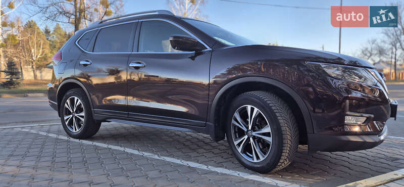 Позашляховик / Кросовер Nissan X-Trail 2019 в Умані