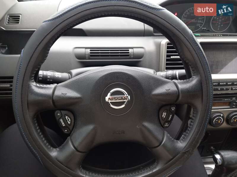 Позашляховик / Кросовер Nissan X-Trail 2005 в Радомишлі