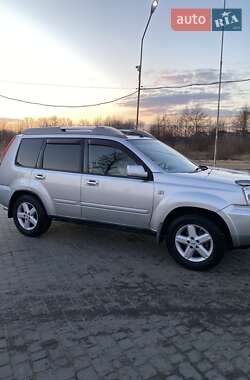 Внедорожник / Кроссовер Nissan X-Trail 2005 в 