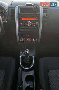 Внедорожник / Кроссовер Nissan X-Trail 2009 в 