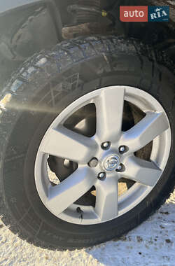 Внедорожник / Кроссовер Nissan X-Trail 2009 в 