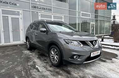 Позашляховик / Кросовер Nissan X-Trail 2016 в Києві