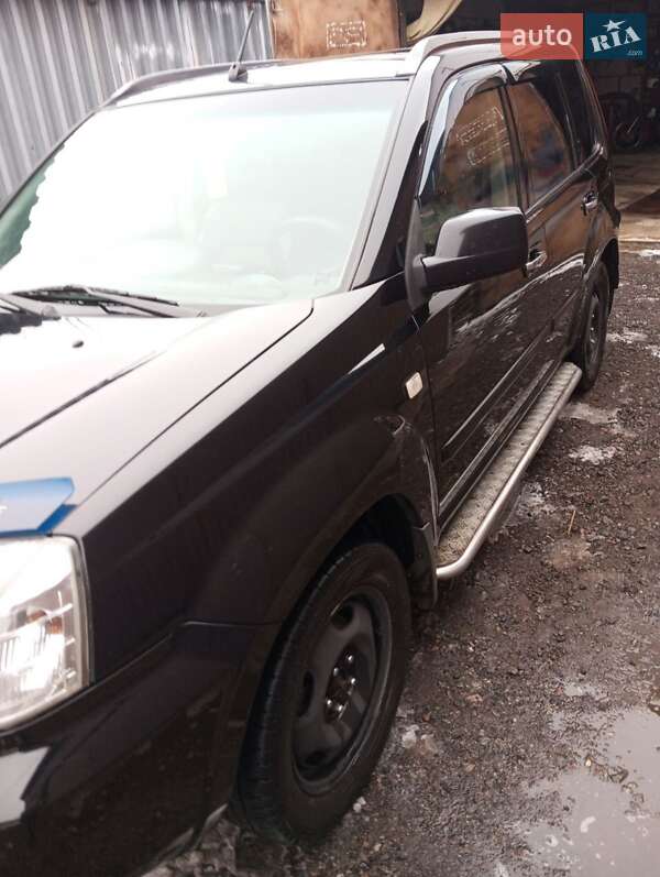 Позашляховик / Кросовер Nissan X-Trail 2003 в Макарові