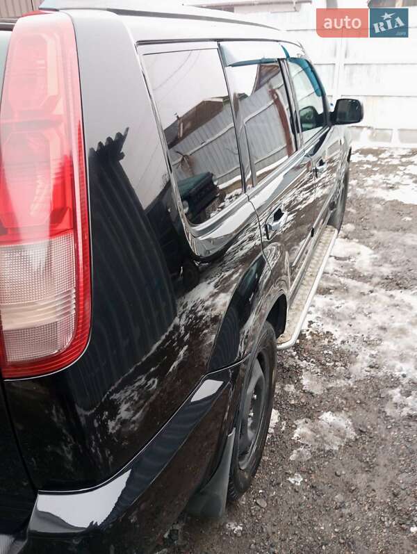 Позашляховик / Кросовер Nissan X-Trail 2003 в Макарові