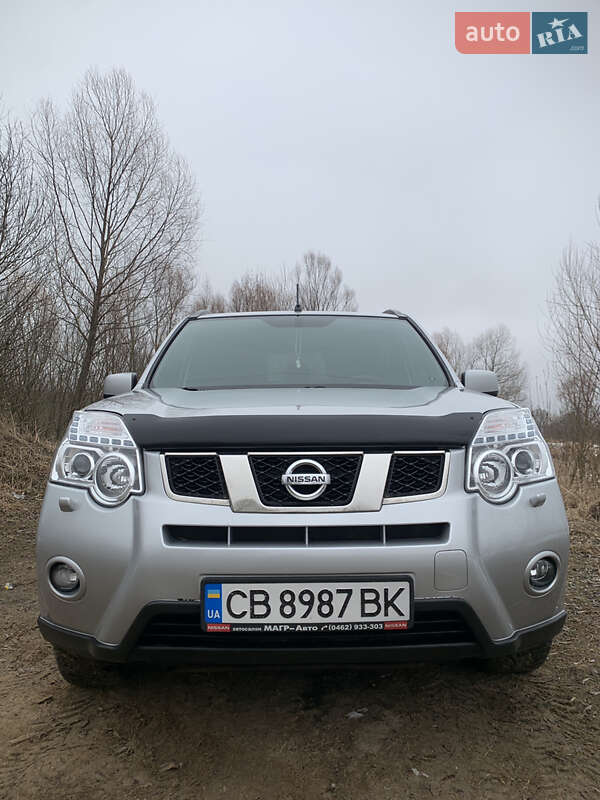 Внедорожник / Кроссовер Nissan X-Trail 2014 в Чернигове