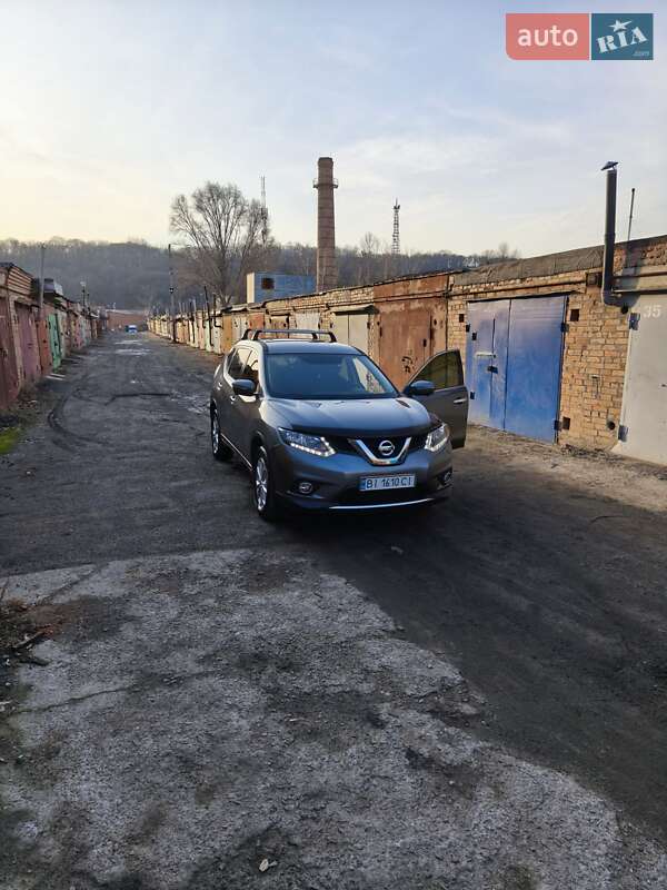 Позашляховик / Кросовер Nissan X-Trail 2016 в Полтаві