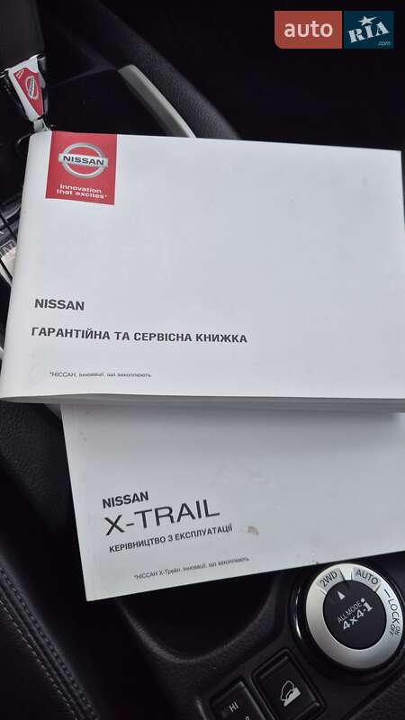 Позашляховик / Кросовер Nissan X-Trail 2016 в Києві