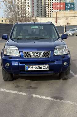 Позашляховик / Кросовер Nissan X-Trail 2005 в 